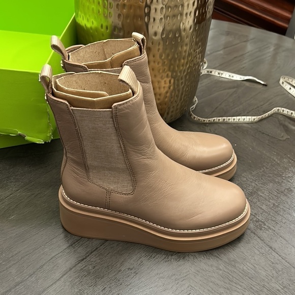 SAM EDELMAN KOLTON CHELSEA BOOT - Picture 5 of 13